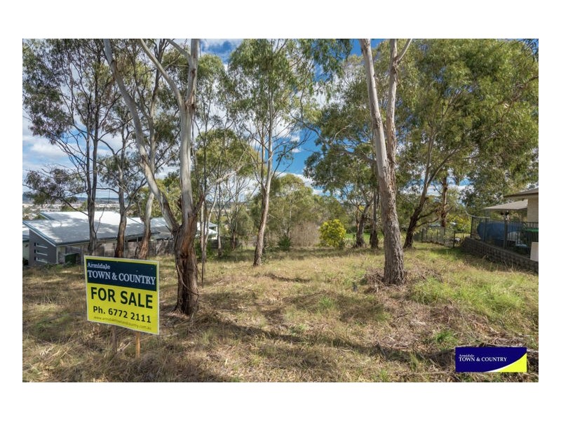 10 Illallangi Close, Armidale NSW 2350