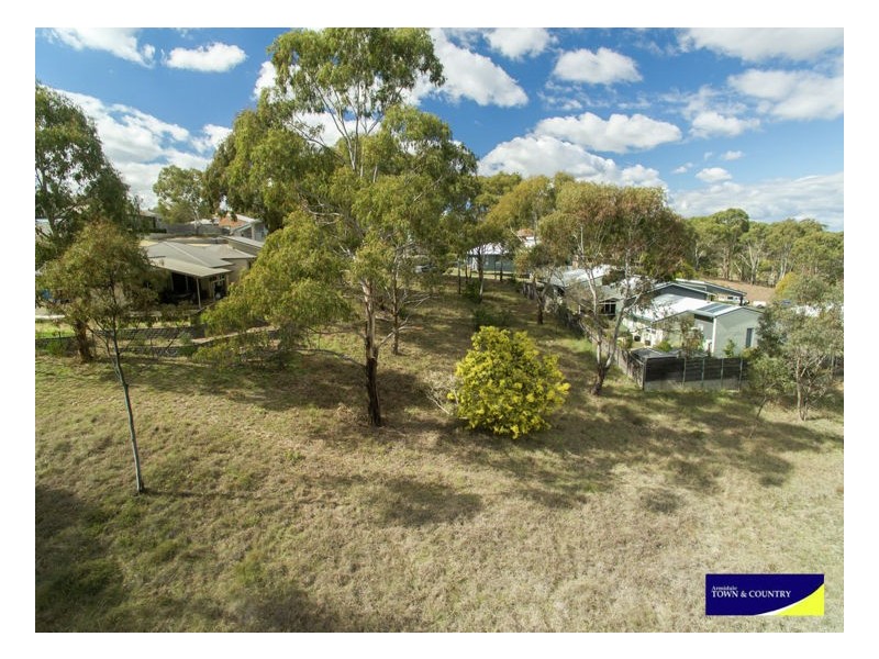 10 Illallangi Close, Armidale NSW 2350