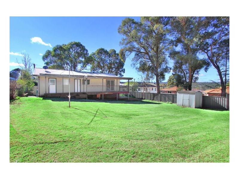 12 Johnson Avenue, Armidale NSW 2350