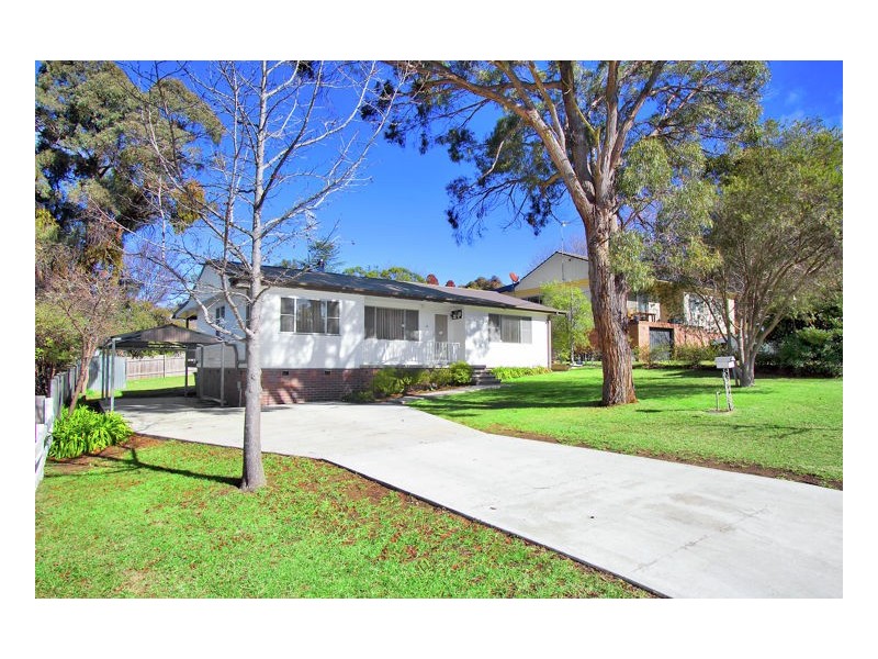 12 Johnson Avenue, Armidale NSW 2350