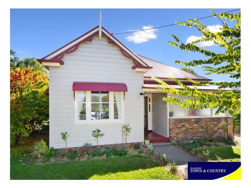 80 Kennedy Street, Armidale NSW 2350