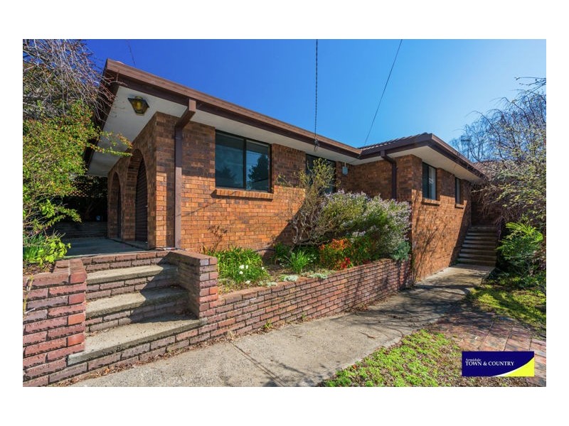 13 Newbury Drive, Armidale NSW 2350