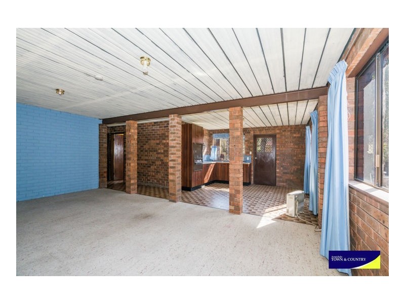 13 Newbury Drive, Armidale NSW 2350