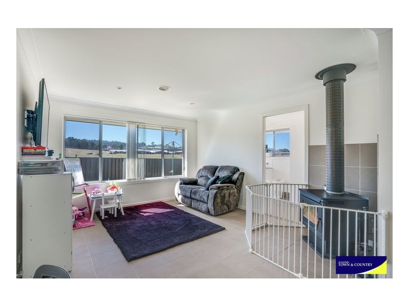 30 Albion Close, Armidale NSW 2350