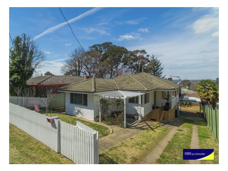 16 Jubilee Road, Armidale NSW 2350