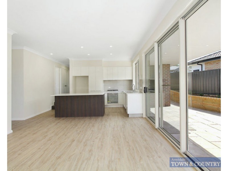 2 McGrath Place, Armidale NSW 2350