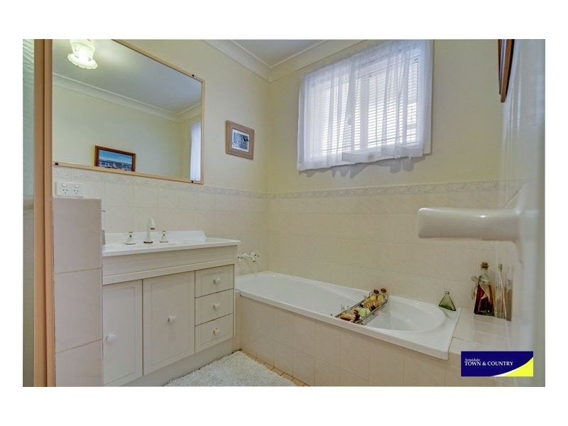 4 The Avenue, Armidale NSW 2350