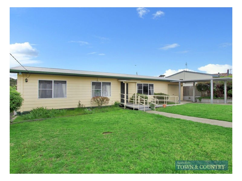 55 Gostwyck Street, Uralla NSW 2358