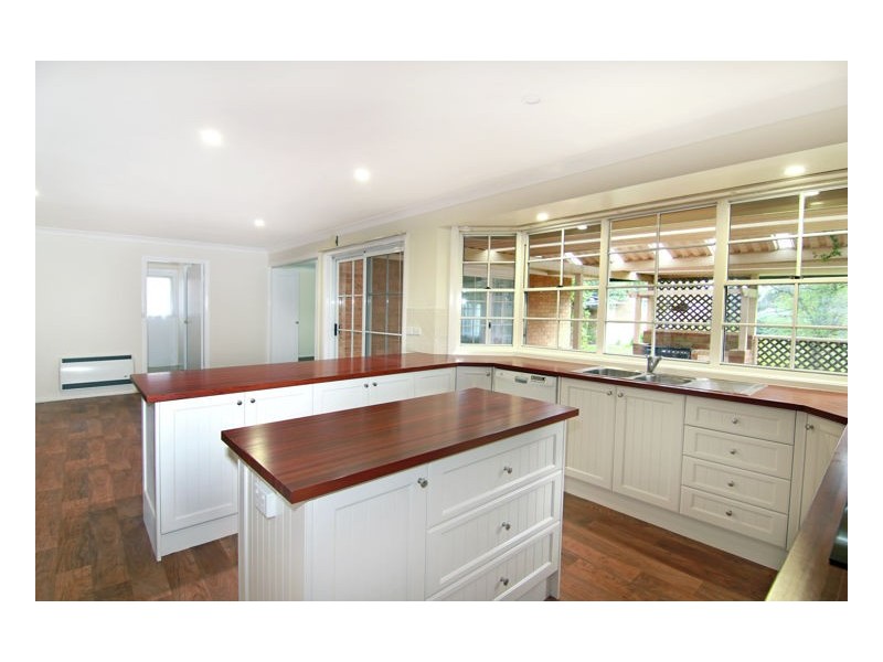 4 Belinda Place, Armidale NSW 2350