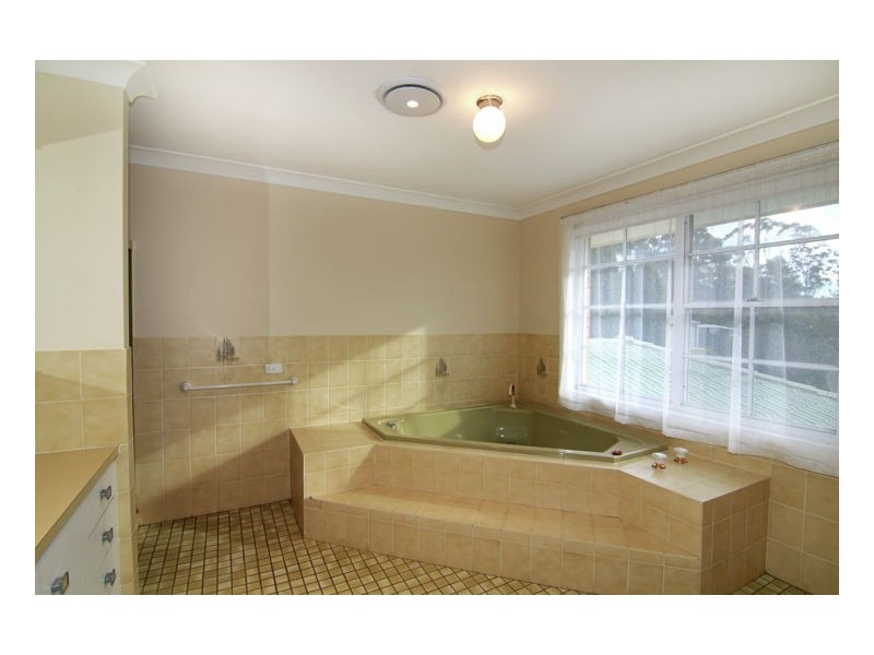 4 Belinda Place, Armidale NSW 2350