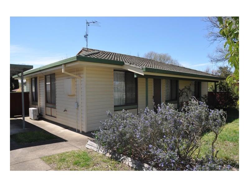 3 Bailey Crescent, Armidale NSW 2350