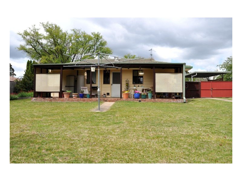 3 Bailey Crescent, Armidale NSW 2350