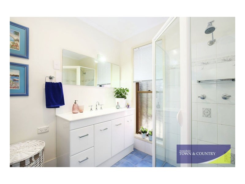1/9 Florence Crescent, Armidale NSW 2350