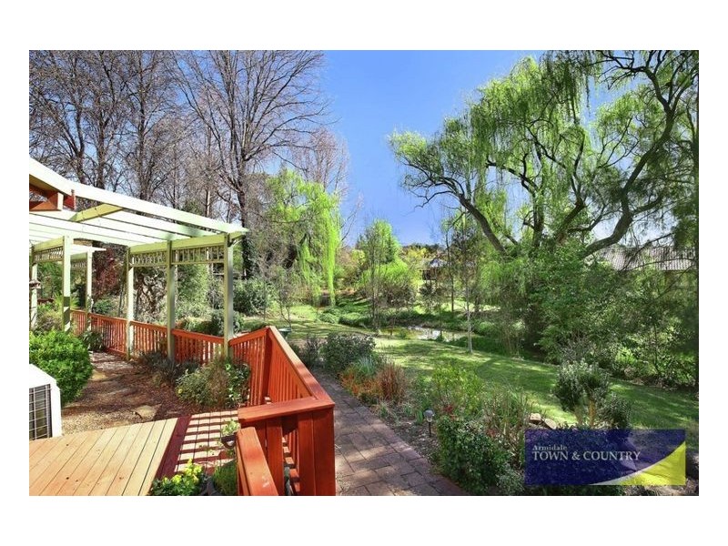 1/9 Florence Crescent, Armidale NSW 2350