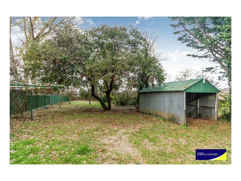 16 Tenterden Street, Guyra NSW 2365