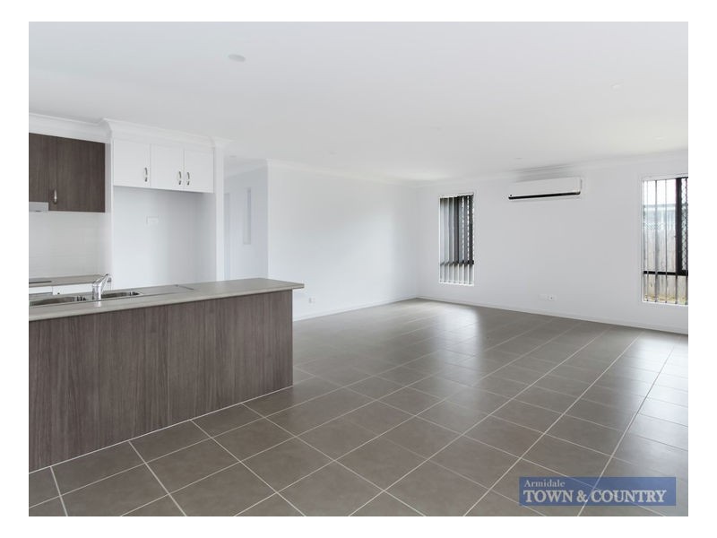 22 Claret Ash Drive, Guyra NSW 2365