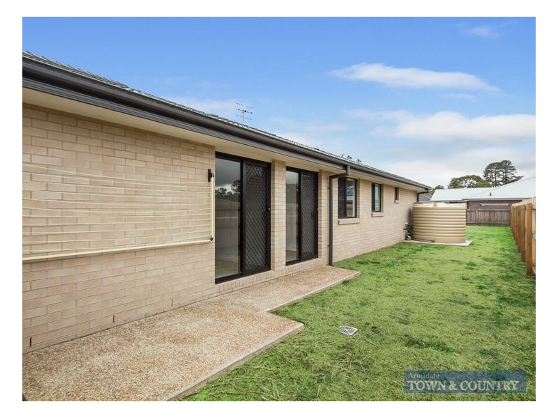 22 Claret Ash Drive, Guyra NSW 2365