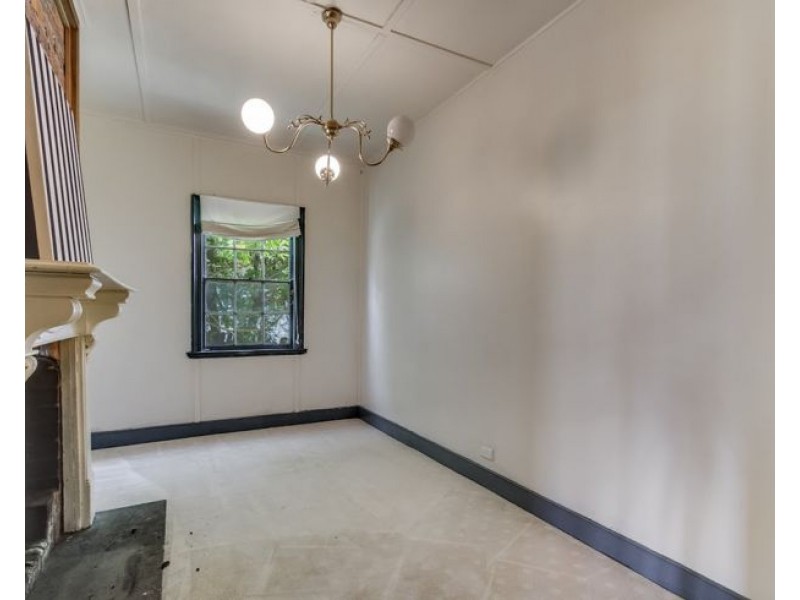 2/136 Allingham Street, Armidale NSW 2350