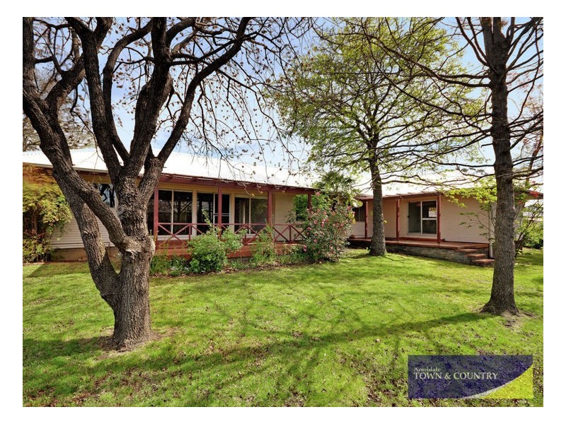 218 Kennedy Street, Armidale NSW 2350