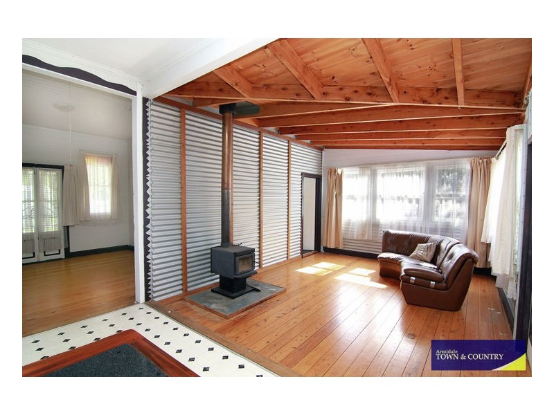 2 Jewell Avenue, Armidale NSW 2350