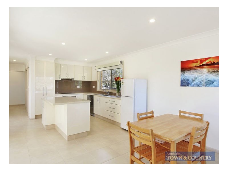9 Werrina Crescent, Armidale NSW 2350