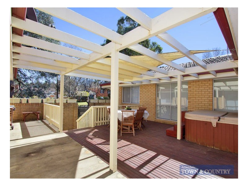 9 Werrina Crescent, Armidale NSW 2350