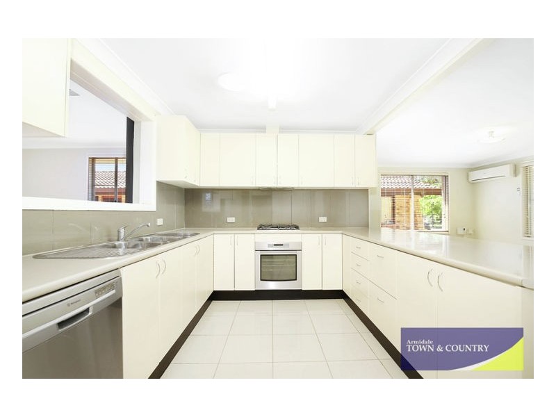 23 Moyes Street, Armidale NSW 2350