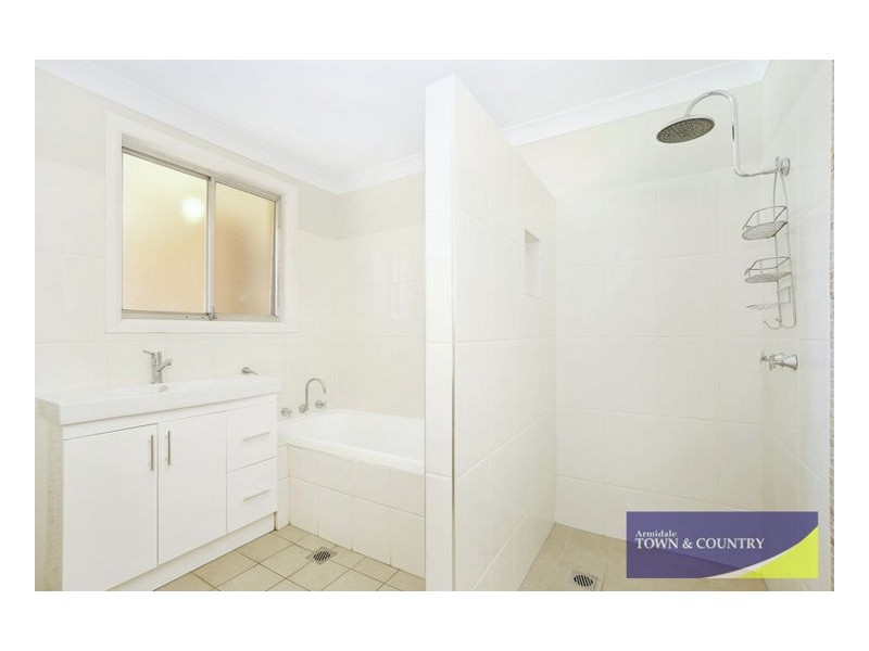 23 Moyes Street, Armidale NSW 2350