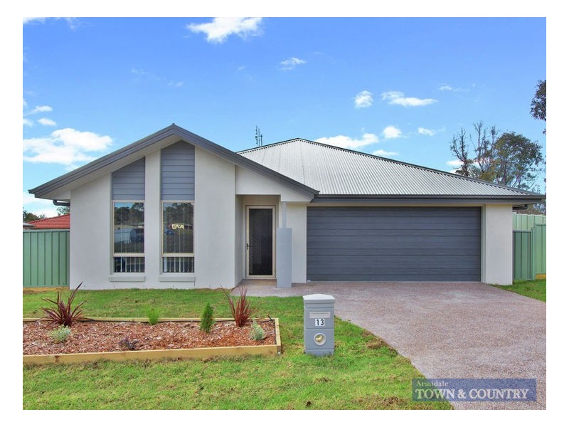 13 Morson Avenue, Armidale NSW 2350