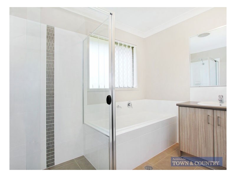 13 Morson Avenue, Armidale NSW 2350