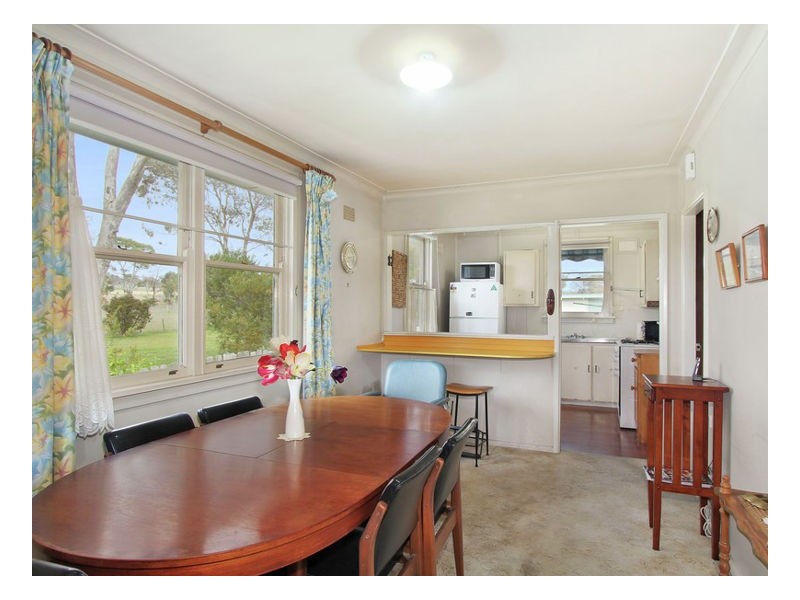 12 Glenelg Road, Armidale NSW 2350