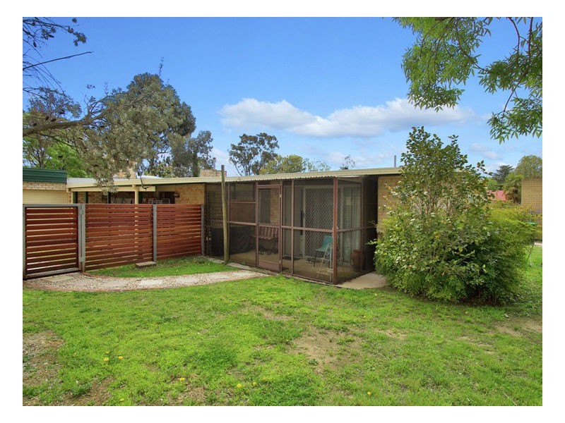 14 Bowman Avenue, Armidale NSW 2350