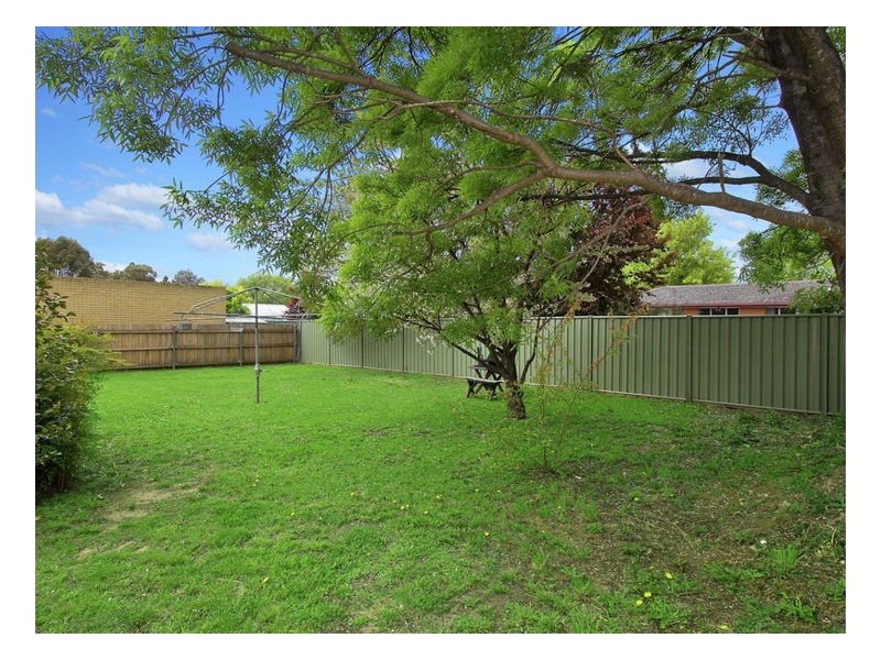 14 Bowman Avenue, Armidale NSW 2350