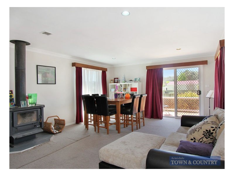 75 MacDonald Drive, Armidale NSW 2350