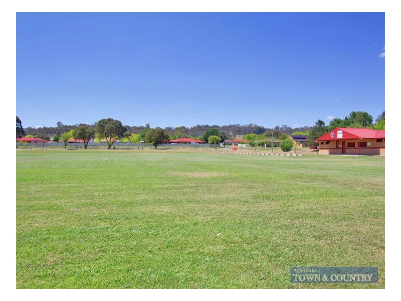 75 MacDonald Drive, Armidale NSW 2350