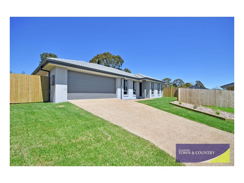 9 White Gum Place, Guyra NSW 2365