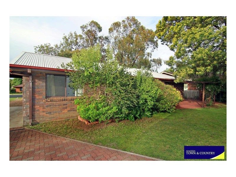 22 Dalton Drive, Armidale NSW 2350