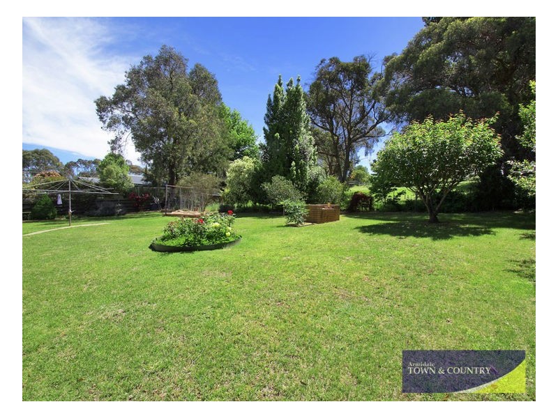 31 Campion Parade, Armidale NSW 2350