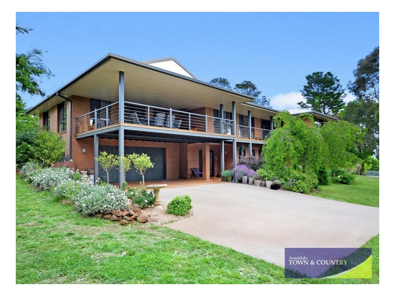 13 Pearson Street, Guyra NSW 2365