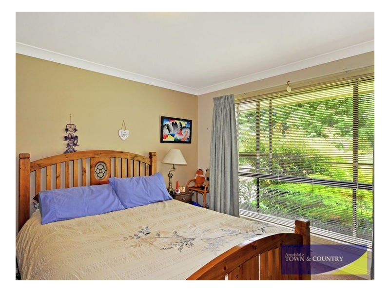 13 Pearson Street, Guyra NSW 2365
