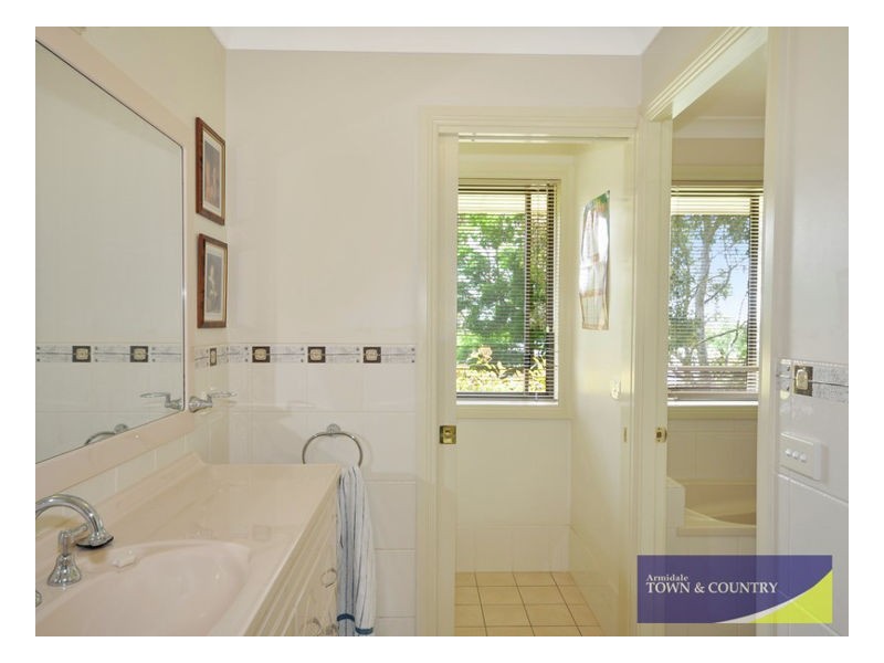 13 Pearson Street, Guyra NSW 2365