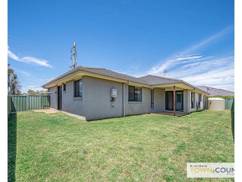 14 Link Road, Armidale NSW 2350
