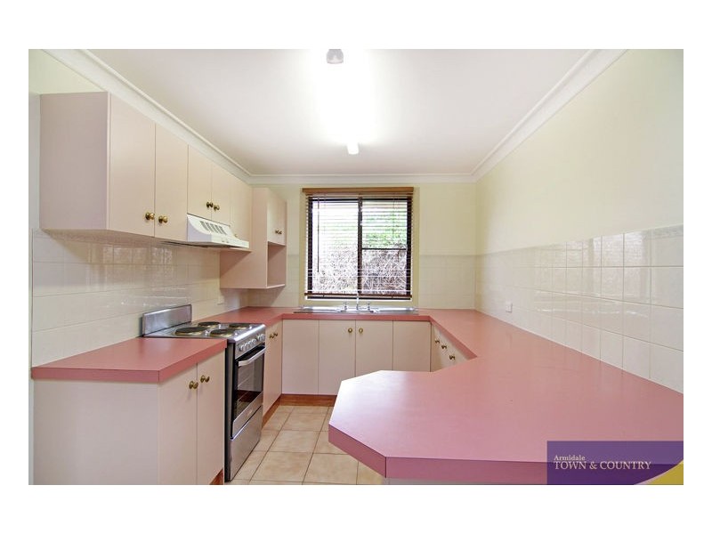 10 Patricia Close, Armidale NSW 2350