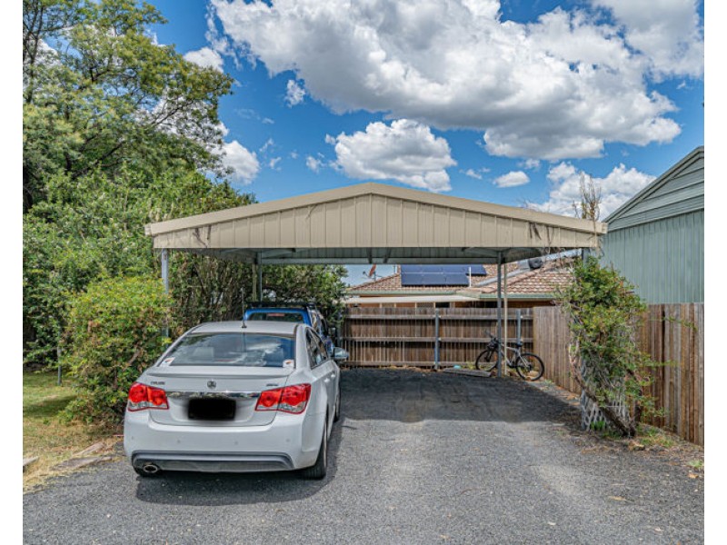 30 Burgess Street, Armidale NSW 2350