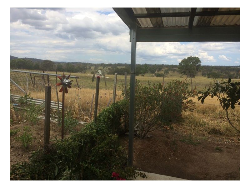 11 Queen Street, Hillgrove NSW 2350