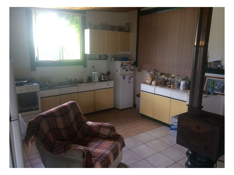 11 Queen Street, Hillgrove NSW 2350