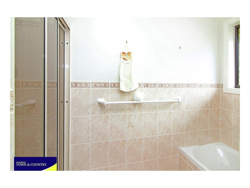 87 Fittler Close, Armidale NSW 2350