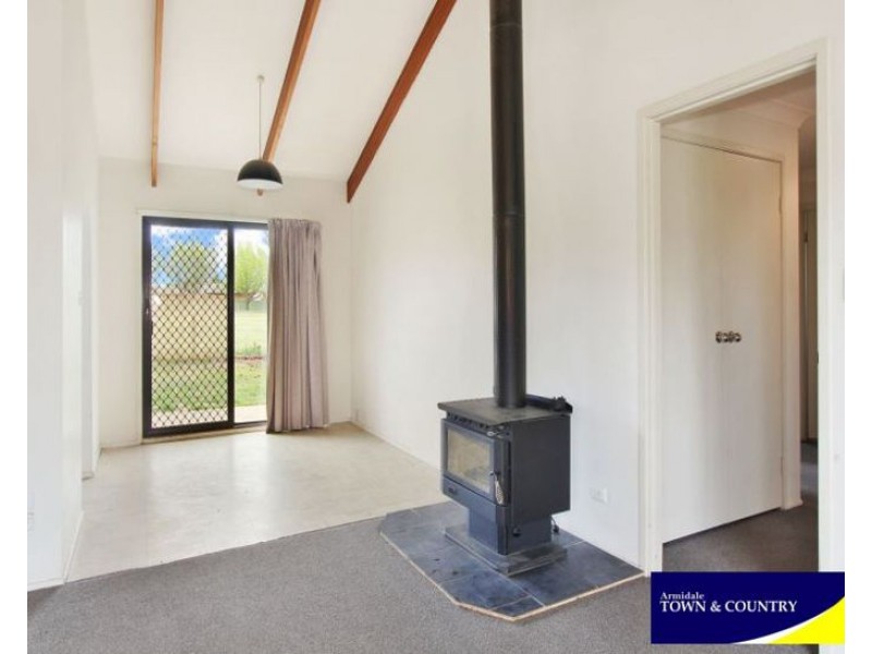 13 Jayne Close, Armidale NSW 2350