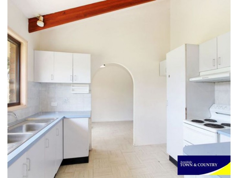 13 Jayne Close, Armidale NSW 2350