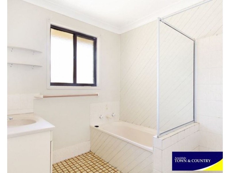 13 Jayne Close, Armidale NSW 2350